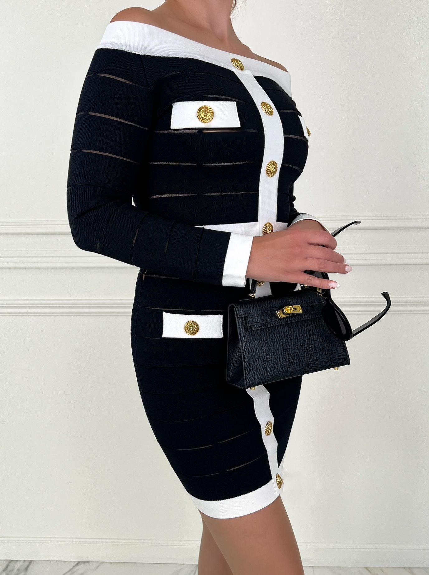 Classic Black and White Set - Image 2